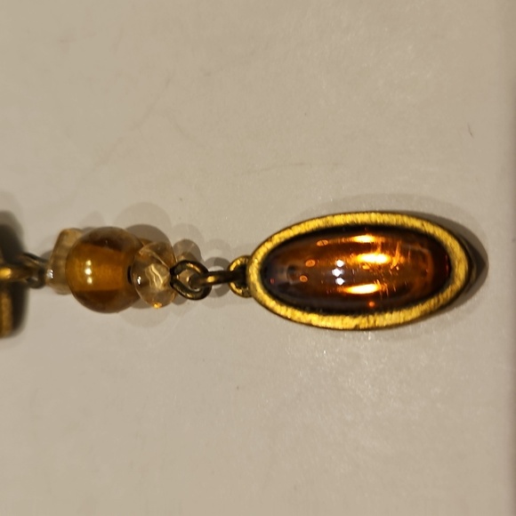 GIVENCHY Soft Pinks, Blues & Gold Glass Beads On Goldtone Wire Dainty Necklace - Picture 4 of 11